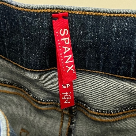 Spanx Women’s Distressed Ankle Skinny Jeans Medium Wash Blue Size Small - Picture 11 of 13